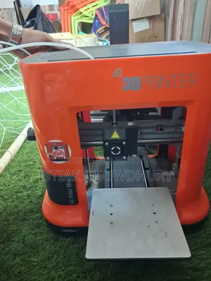 XYZprinting Da Vinci Mini (W/W+) মডেলের একটি ৩ডি প্রিন্টার।