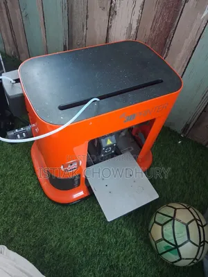 XYZprinting Da Vinci Mini (W/W+) মডেলের একটি ৩ডি প্রিন্টার।
