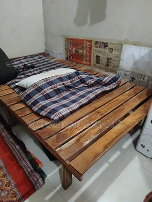 চুকি (সেমি ডবল খাট)
