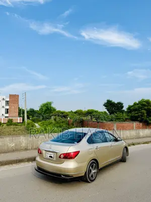 Nissan Bluebird Sylphy 2006 Gold