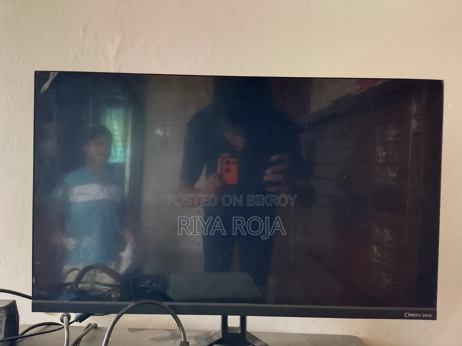 Emergency Sale! Walton CiNEXA WDF14D24I 23.8-Inch FHD 100Hz IPS
