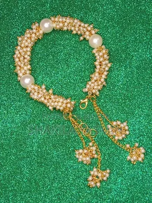 Gajra Braislet for Woman