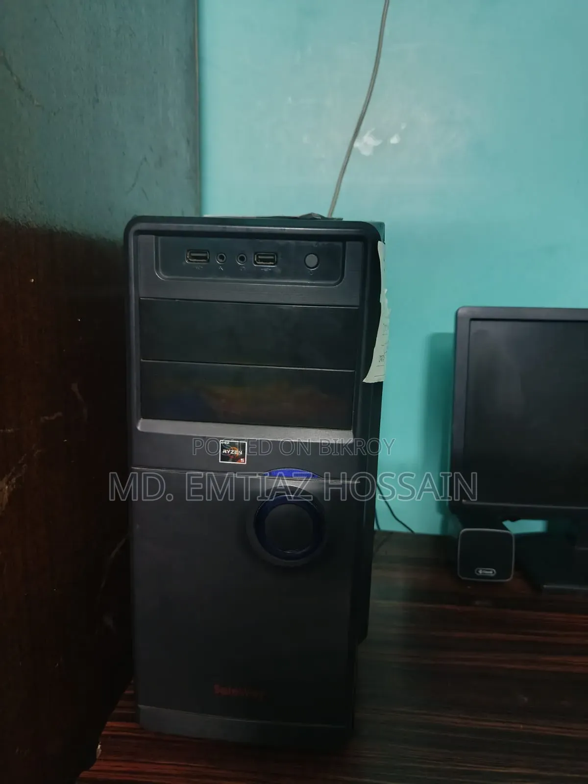 Desktop Computer Asus 8GB AMD Ryzen 5 SSD 256GB