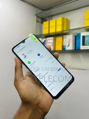 New Realme V30 128 GB Gold