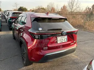 Toyota Yaris 2021 Red