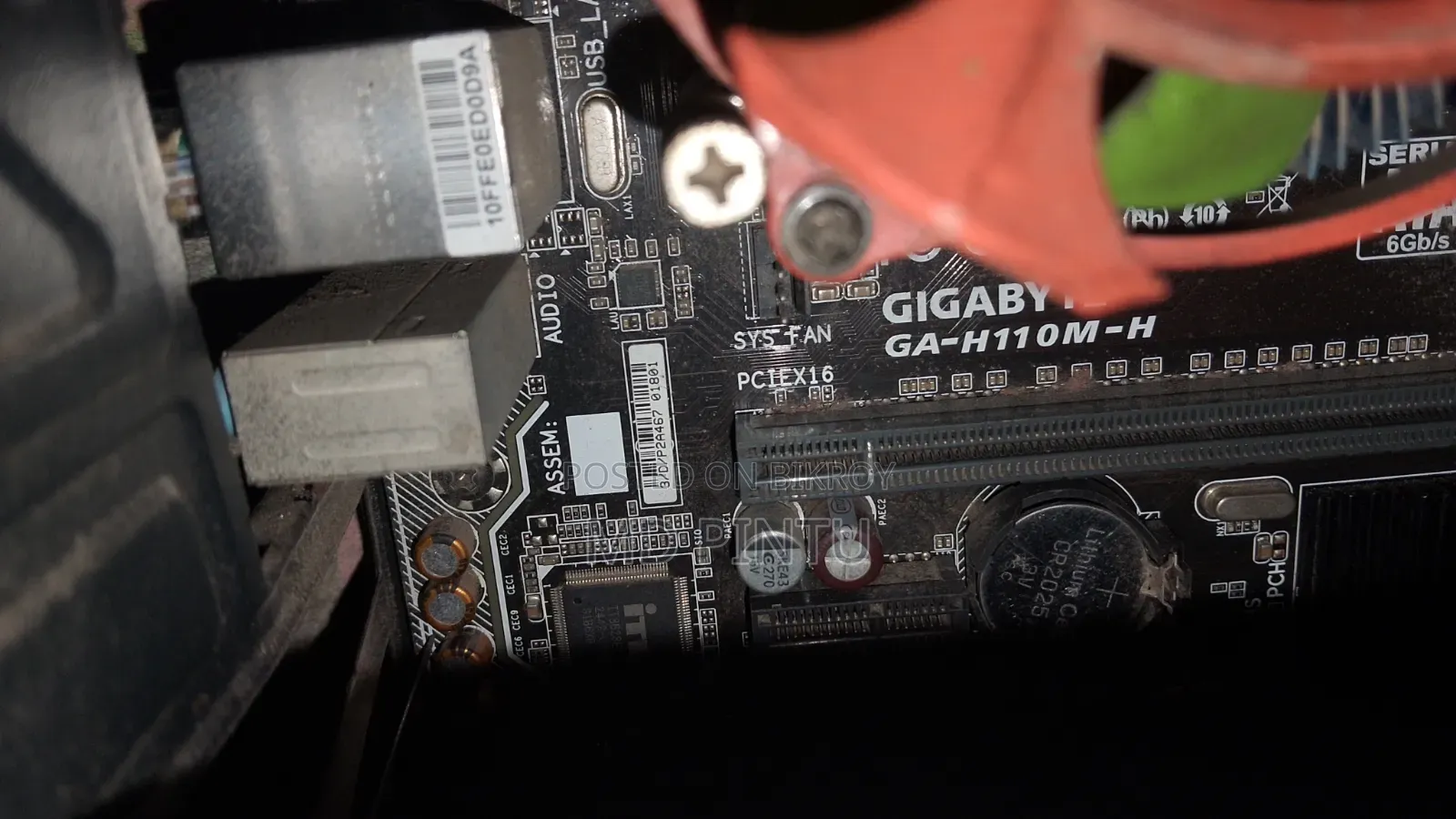 Gigabyte GA-H110MSTX-HD3-ZK 4GB Intel Pentium HDD+SSD 1T