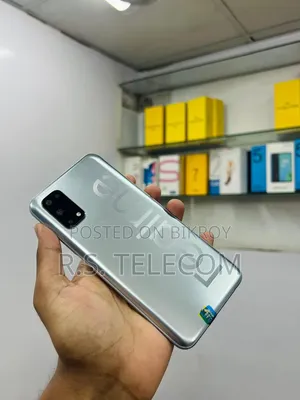 নতুন রিয়েলমি ৭ ৫জি ১২৮ জিবি গোল্ড