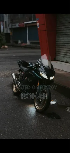 New Yamaha R15 V3 2022 Green