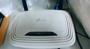 একদম ফ্রেশ TP-Link রাউটার বিক্রয় হবে।