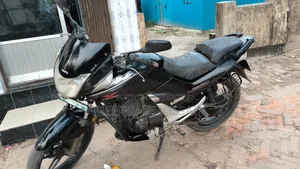 Hero Hero Hunk 150R Dual Disc ABS 2016 Black
