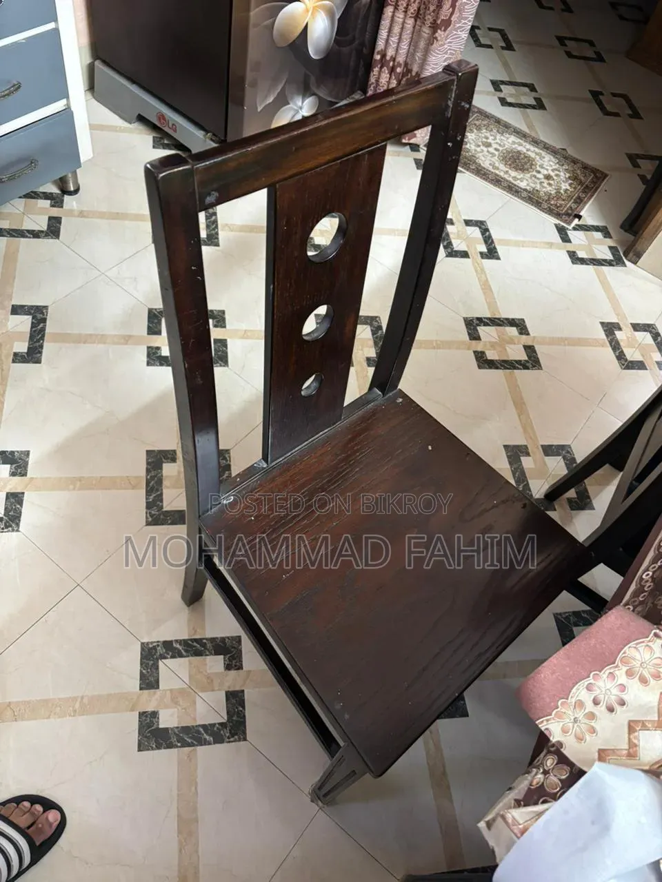Dinning Table