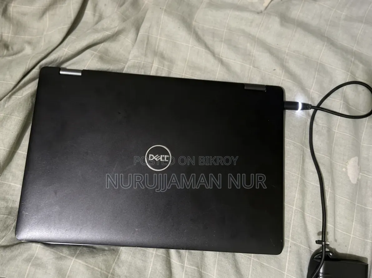 Laptop Dell Latitude 5300 2-in-1 8GB Intel Core i7 SSD 256GB