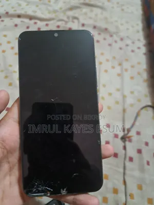 Vivo Y11 32 GB Blue
