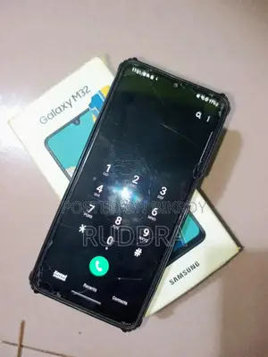 Samsung Galaxy M32 128 GB White