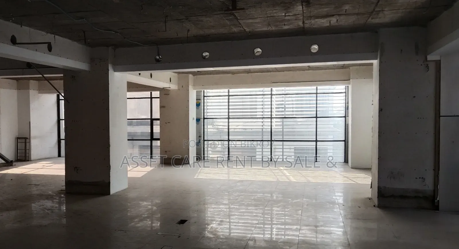 6000 SQF Commercial Speech Rent @ Gulshan Avenue