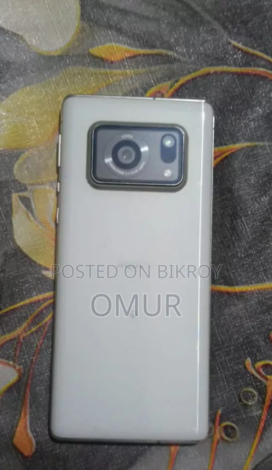 Sharp Aquos R6 128 GB White