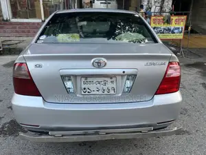 Toyota Corolla Sedan 2005 Silver