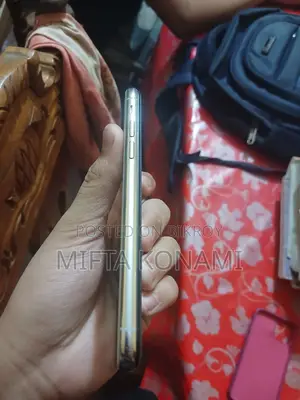 New Apple iPhone X 64 GB White
