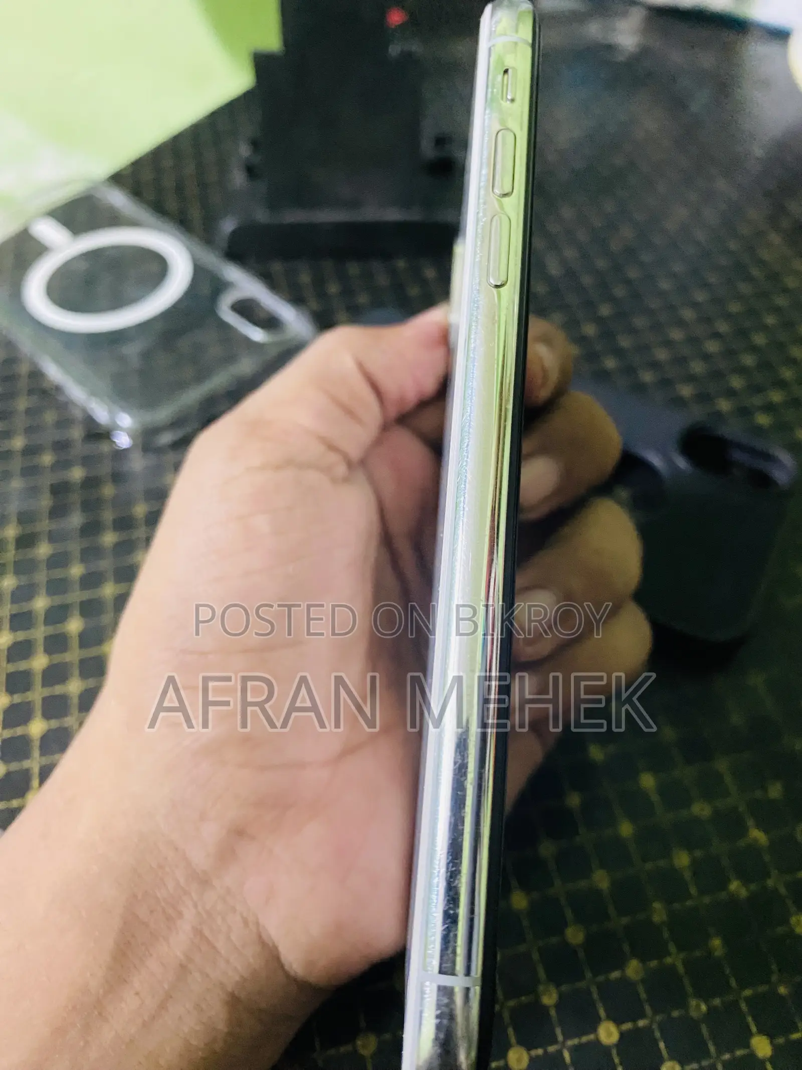 Apple iPhone X 256 GB White