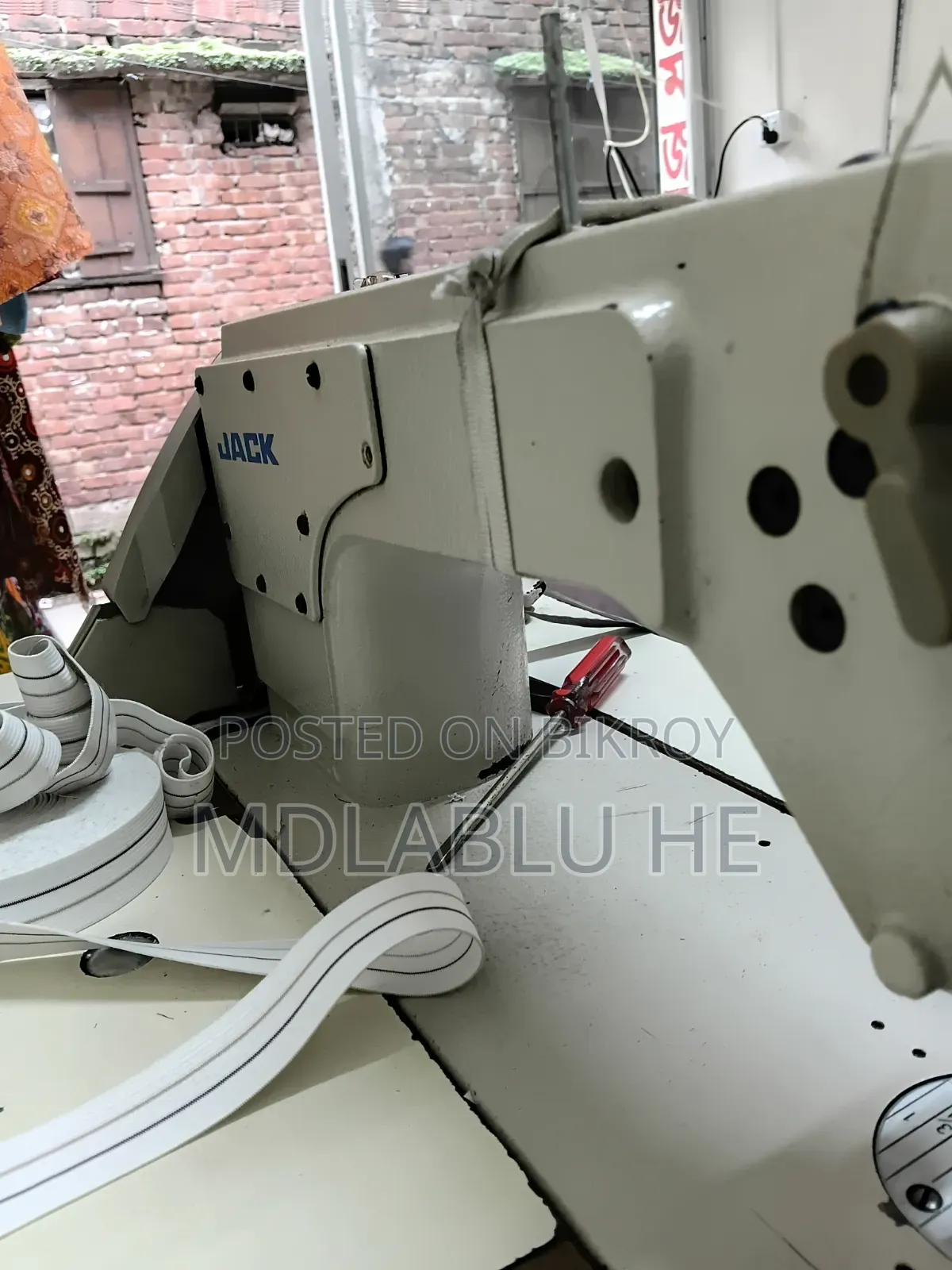 Jack 8720 Original, no problems, running machine