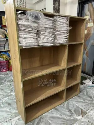 কাপড়ের দোকান এর আলনা ও একটি রেক বিক্রি হবে