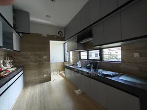 4bdrm Apartment in Gulshan for rent