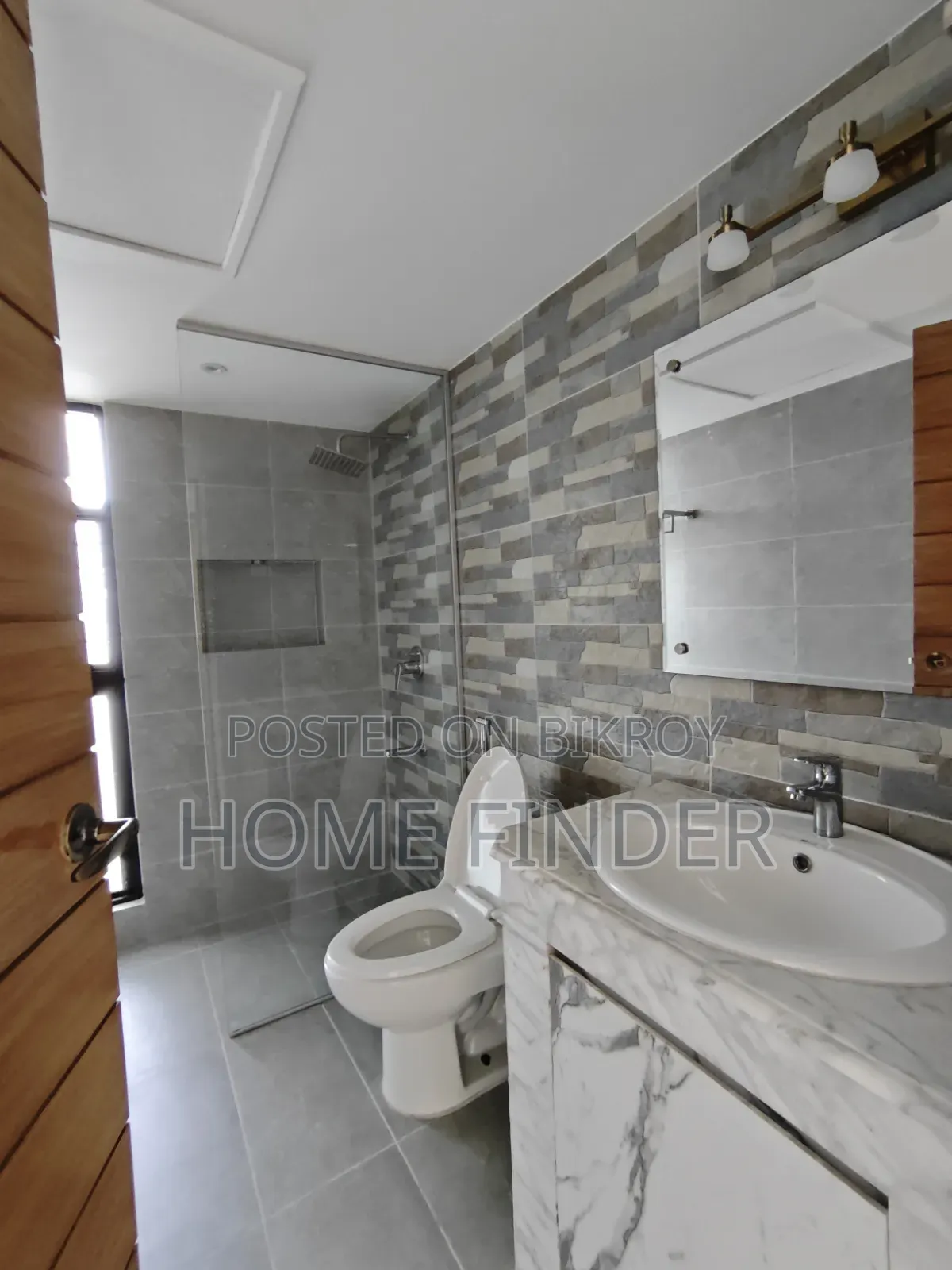 4bdrm Apartment in Gulshan for rent