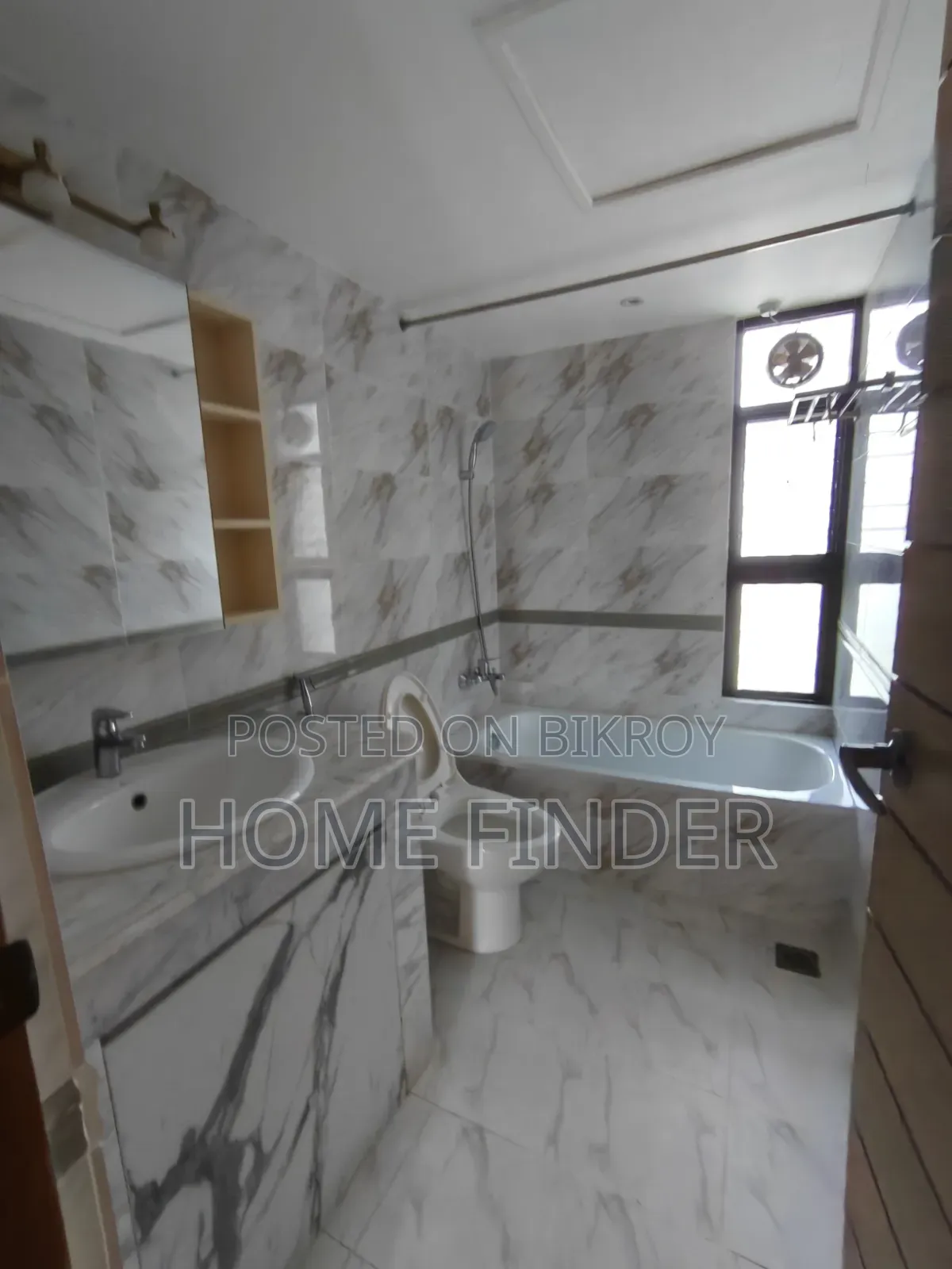 4bdrm Apartment in Gulshan for rent