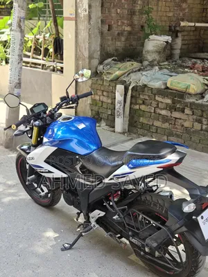 Suzuki 2025 Blue