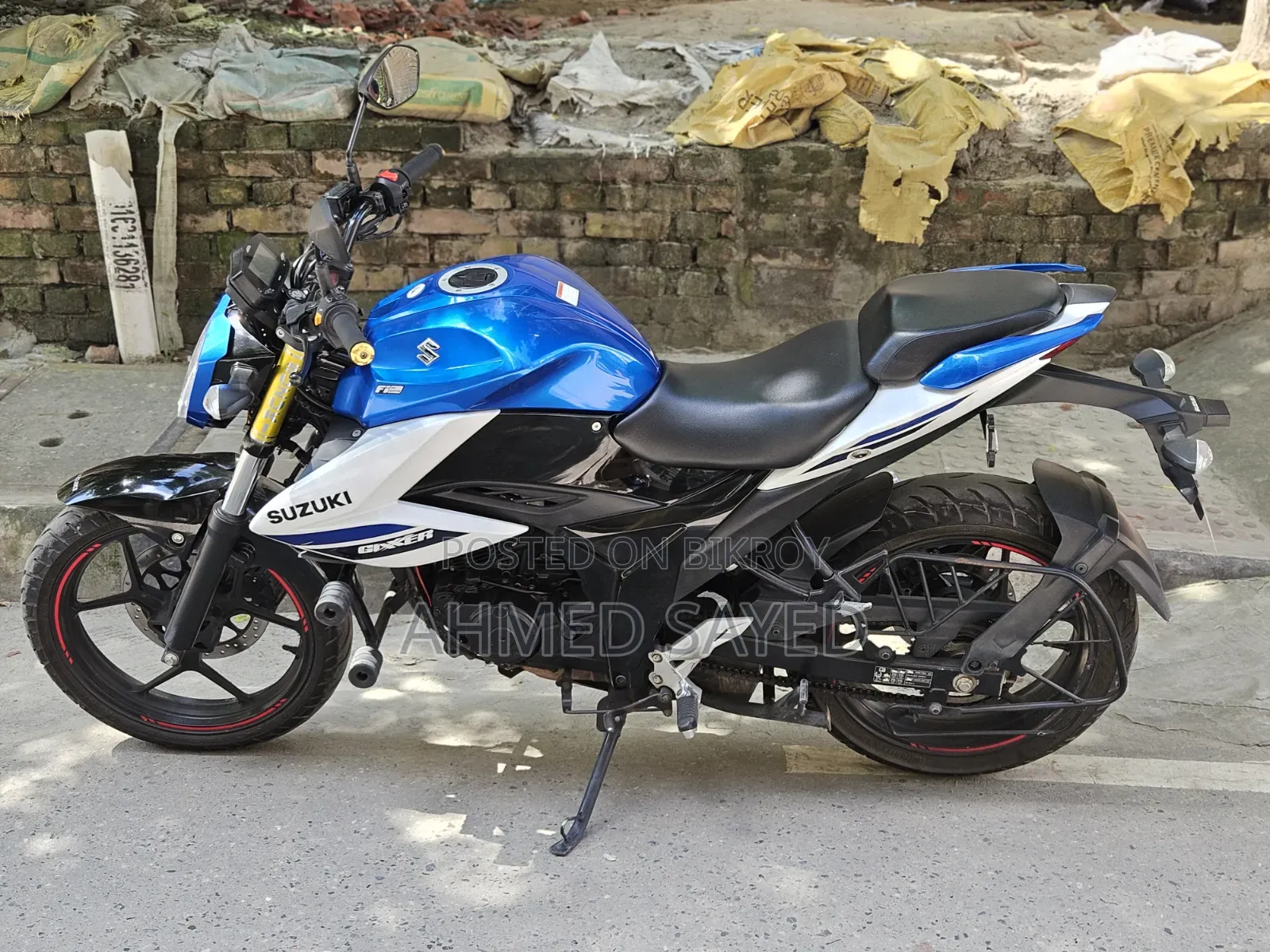 Suzuki 2025 Blue