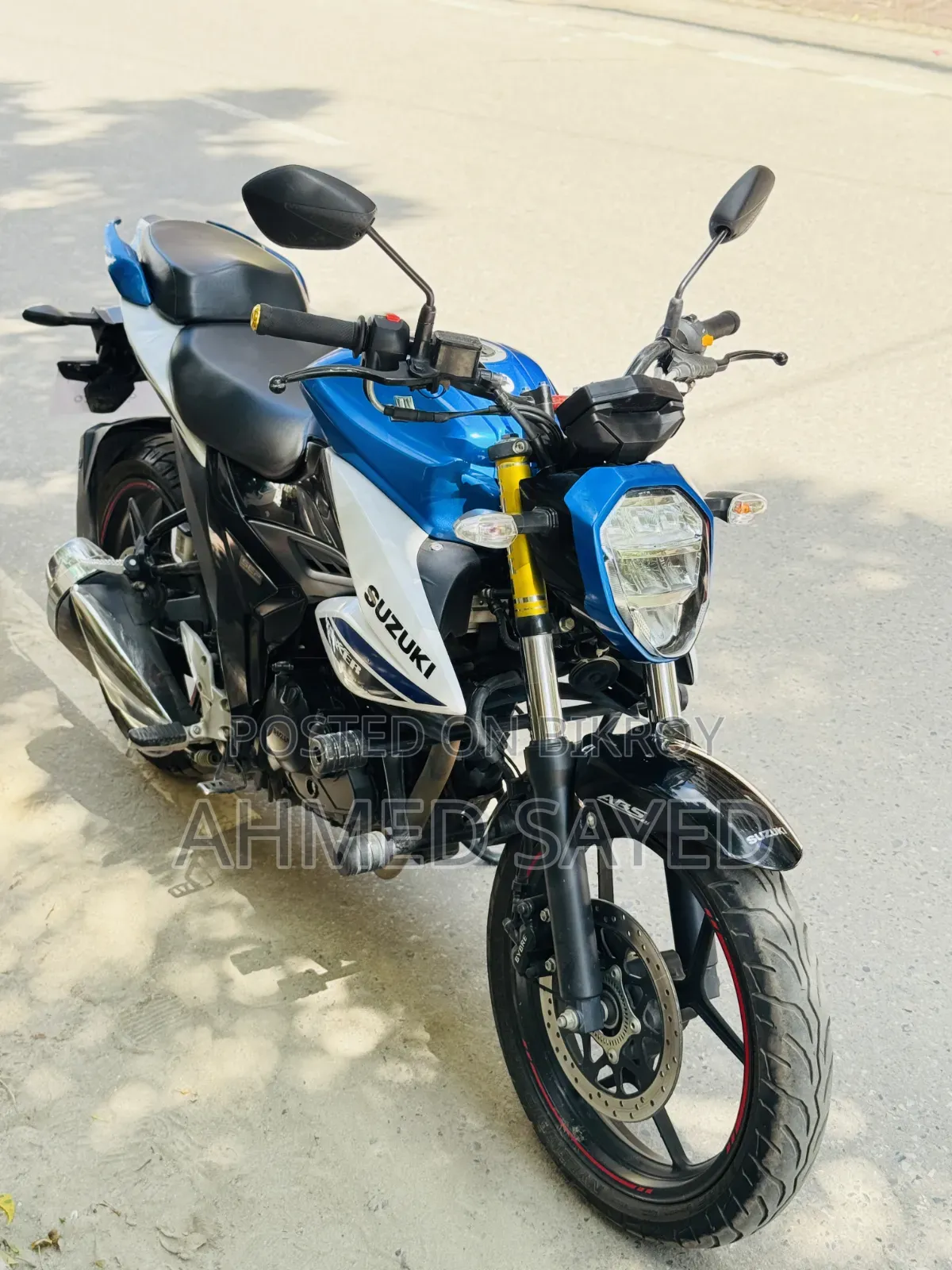 Suzuki 2025 Blue