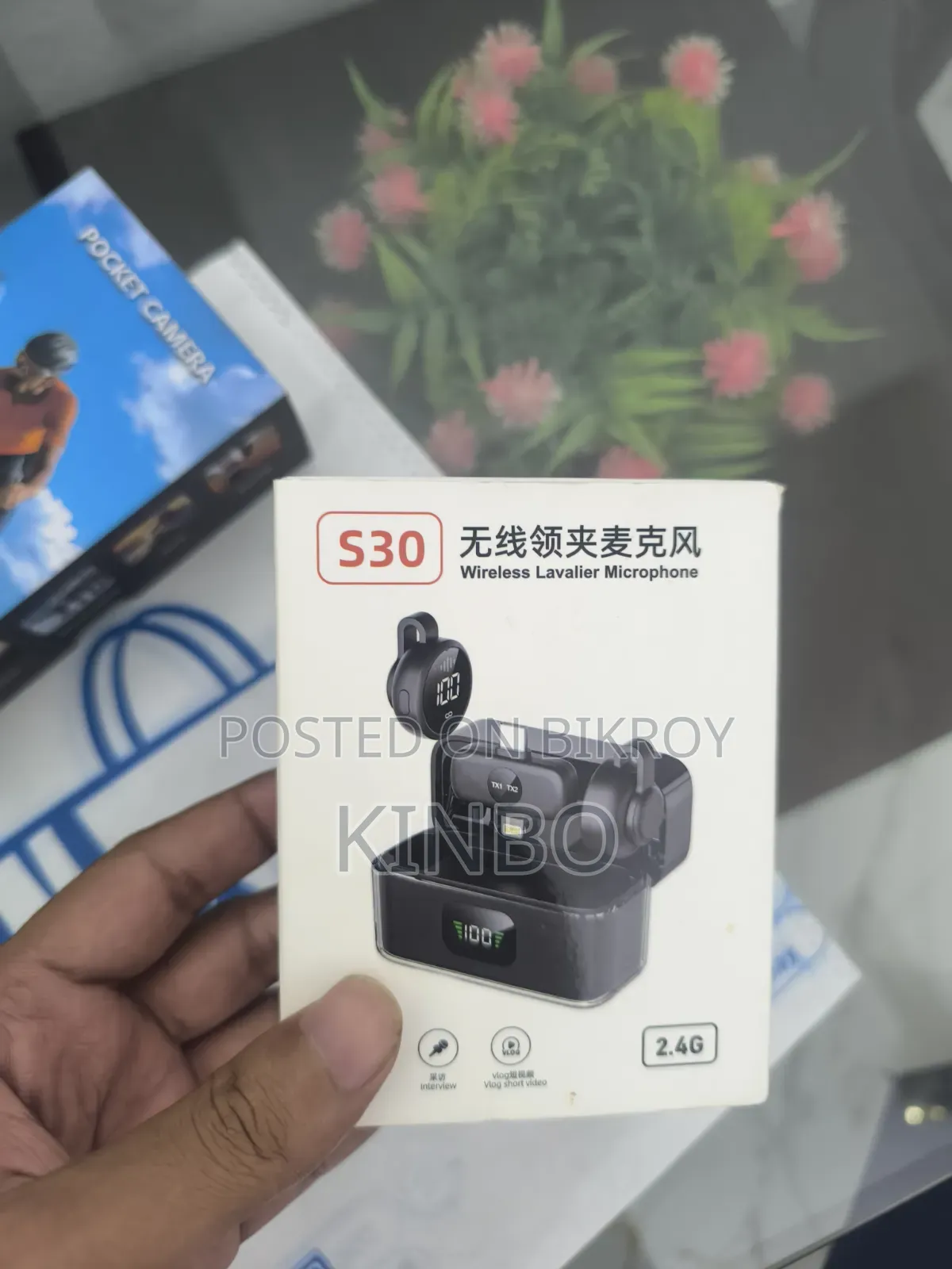 Professional Wireless Lavalier Microphone