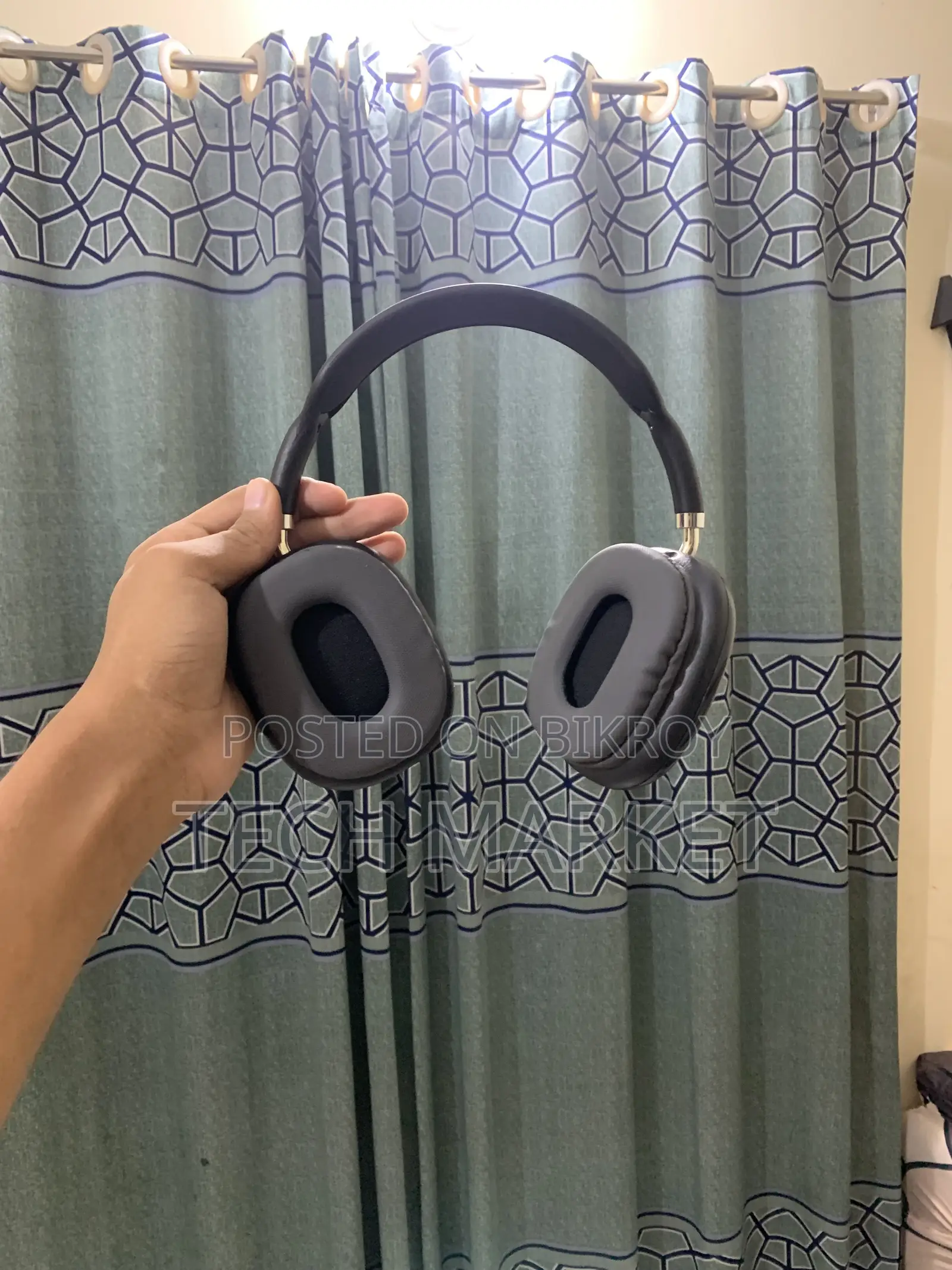 P9 Headphone