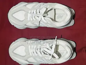 New Balance 9060(Reflection White)