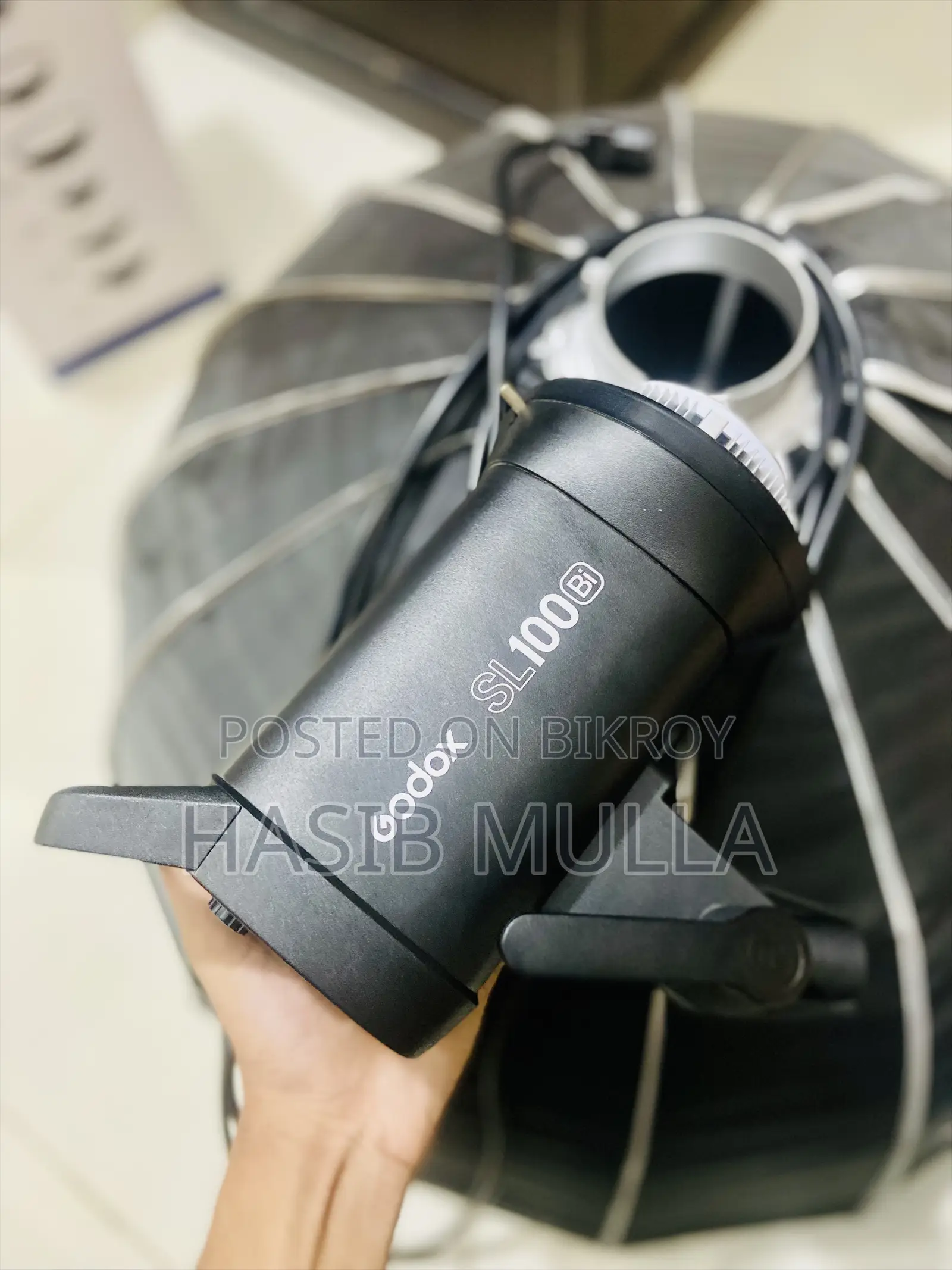 Godox Sl 100bi & Phootix Raja 85 & Heavy Stand