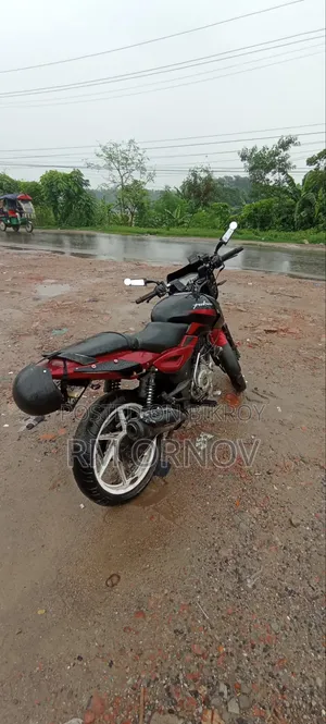 Bajaj Pulsar 150 2009 Red