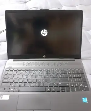 Laptop HP 250 G8 8GB Intel Core i3 HDD 1T