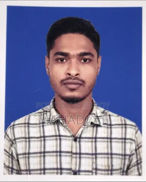 জরুরী চাকরি চাই