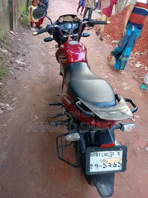 Mahindra Centuro 2018 Red