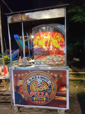 Wood Fired Oven & Pizza Food Court