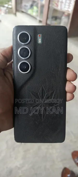 New Tecno Camon 40 256 GB Black