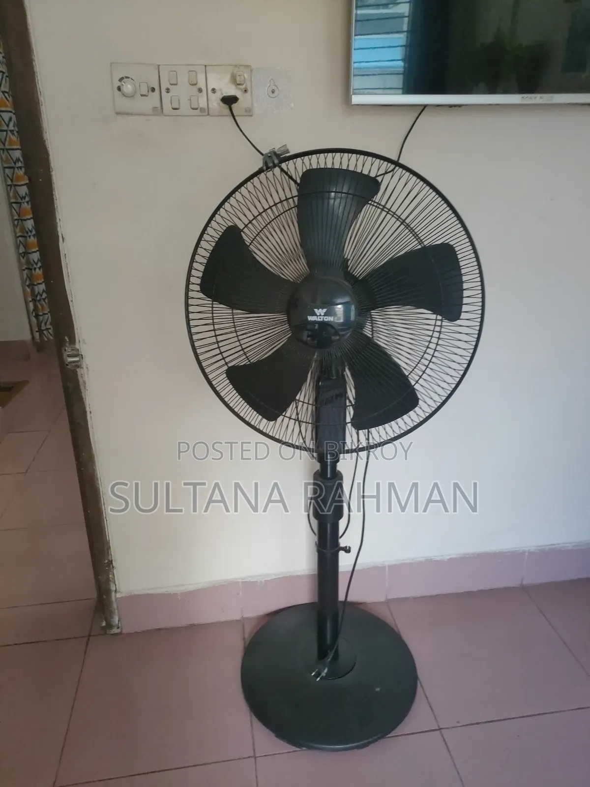Stand Fan( WALTON)