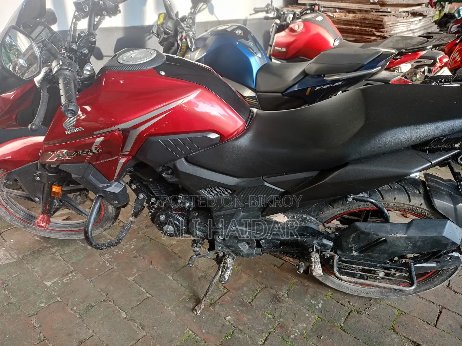 Honda X-Blade 160 2021 Red