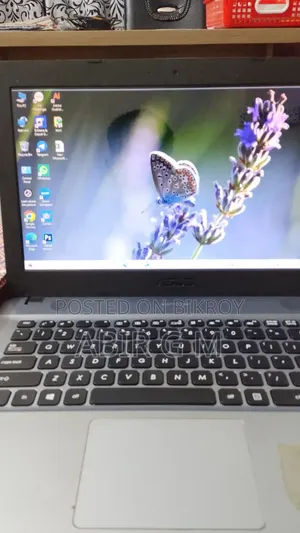 Laptop Asus 4GB Intel Core i3 HDD 1T