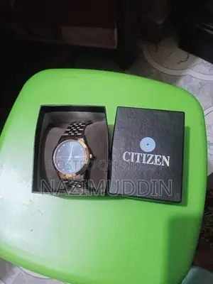 একটি হাত ঘড়ি বিক্রয় করা হবে