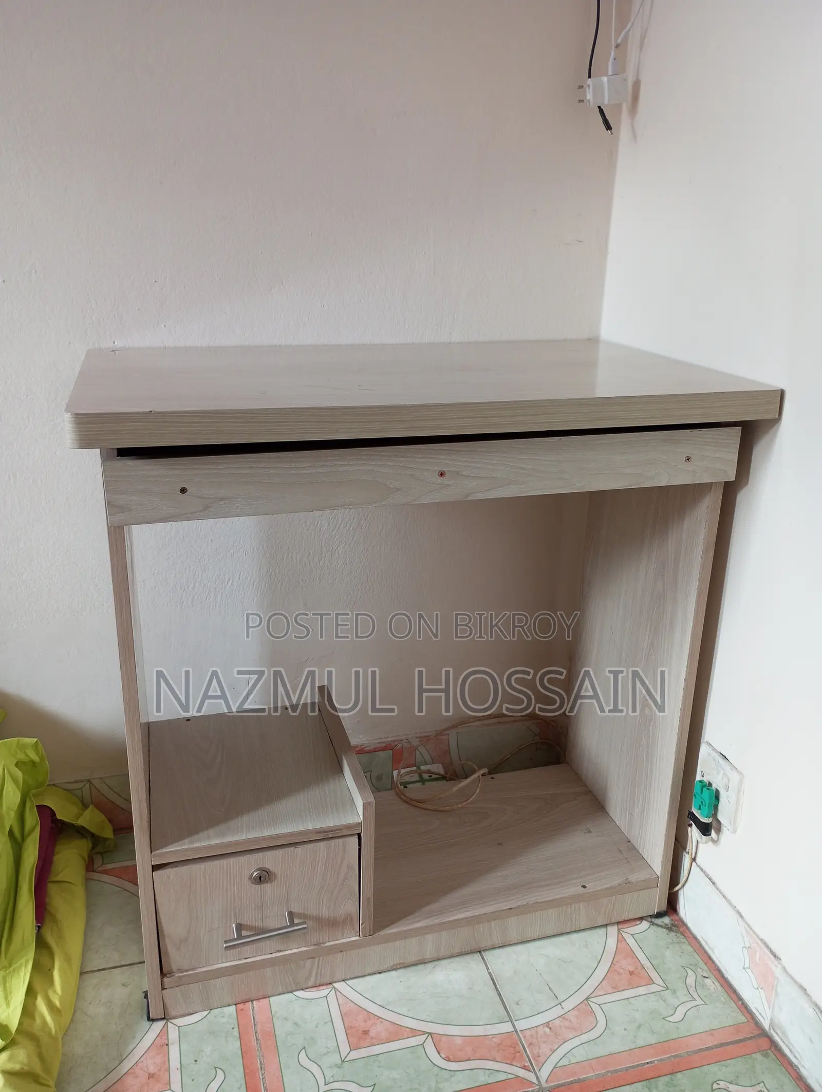 Computer Table (2 Week Used)