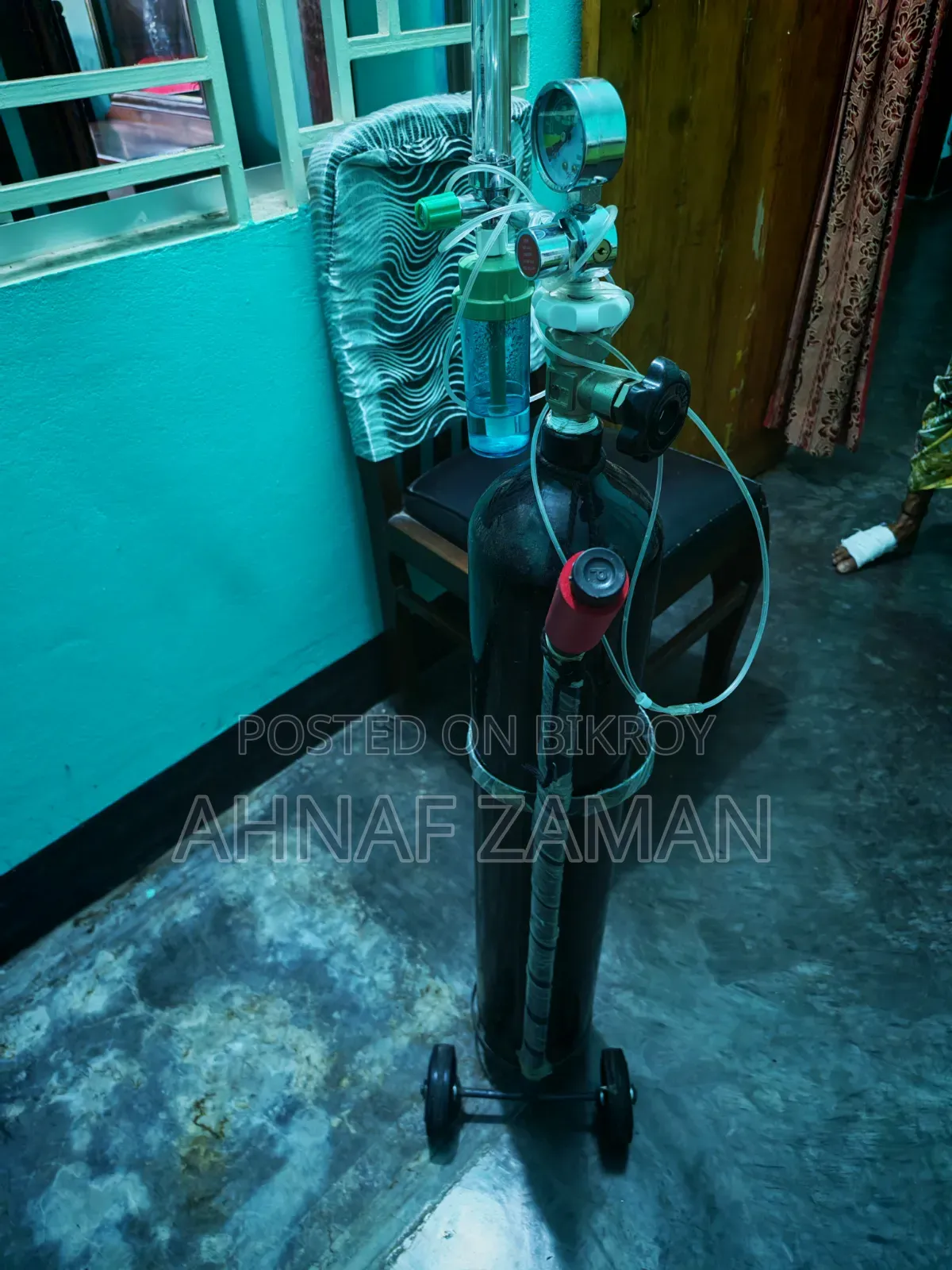 Oxygen Cylinder