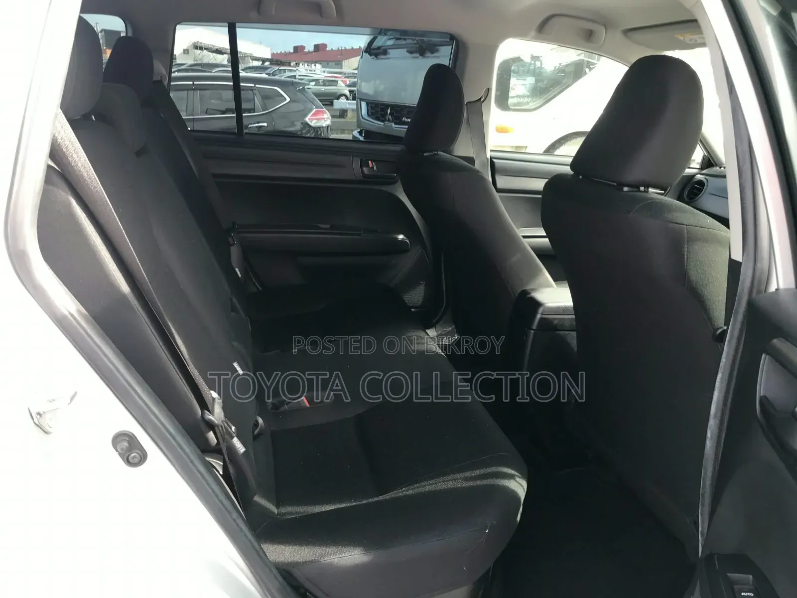 Toyota Corolla Fielder 2021 Silver