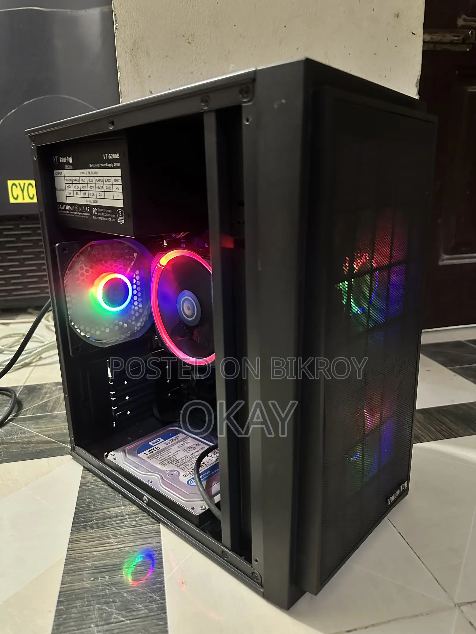 Desktop Computer Fujitsu 8GB AMD HDD+SSD 128GB