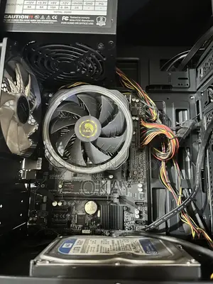 Desktop Computer Fujitsu 8GB AMD HDD+SSD 128GB